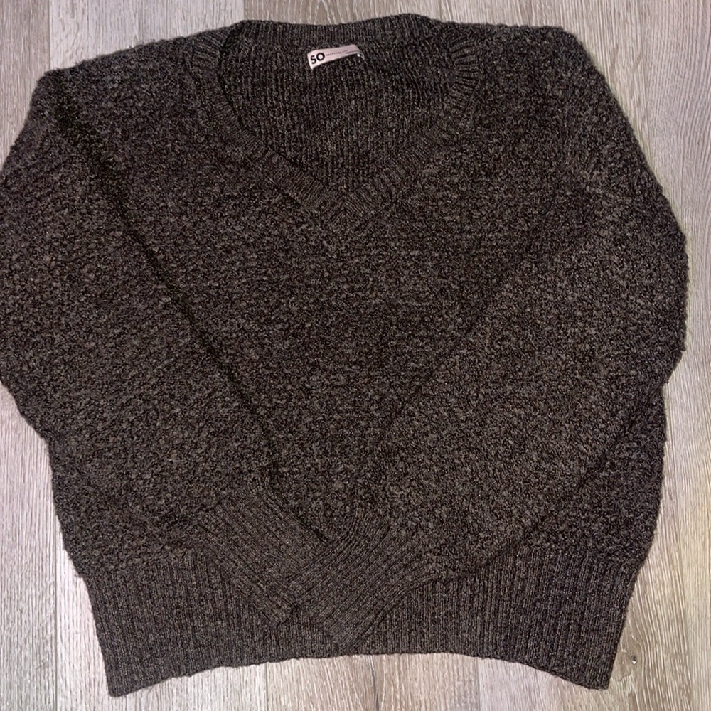 Super cool brown v neck wool sweater
